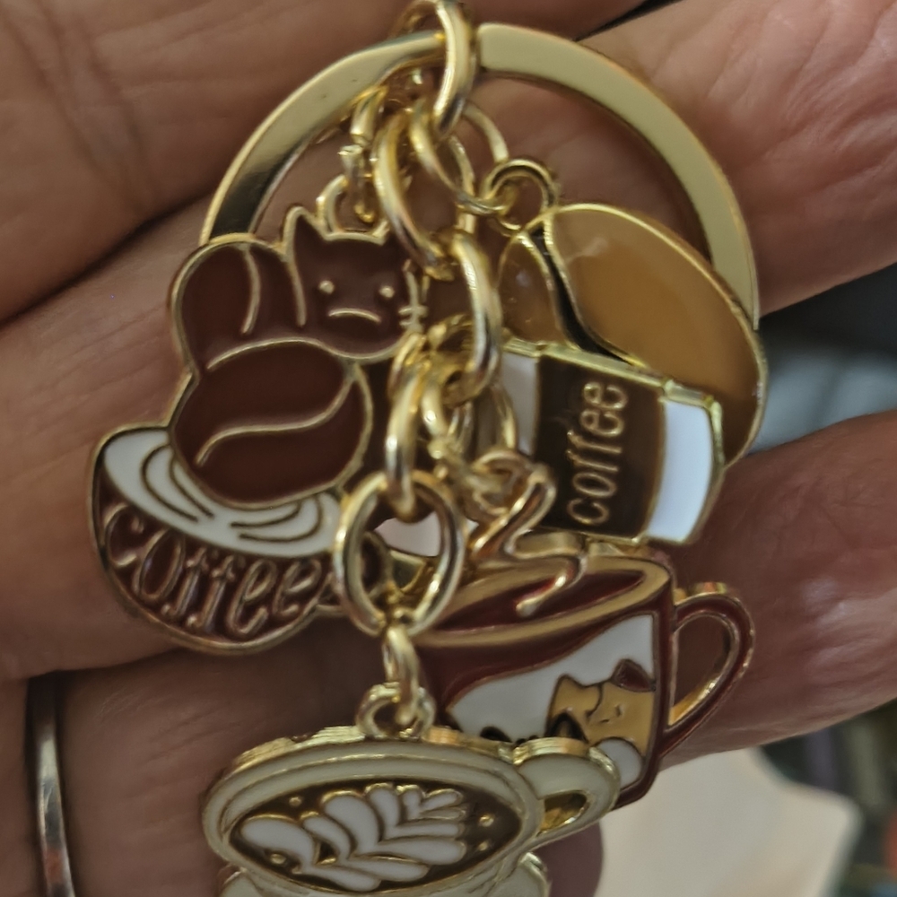 Purse Charm Coffee Cat Keychain Gold Tone - Picture 2 of 3
